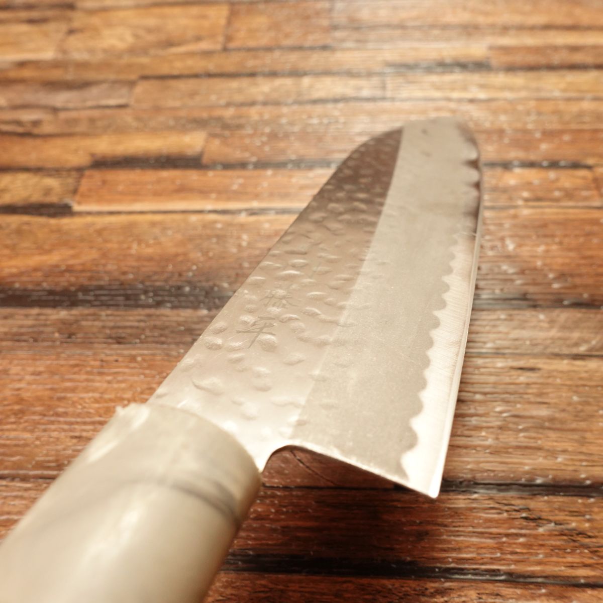 Seki Tohei Santoku Knife, Sharpened, All-Purpose Knife, Hammered Pattern, Marble Handle