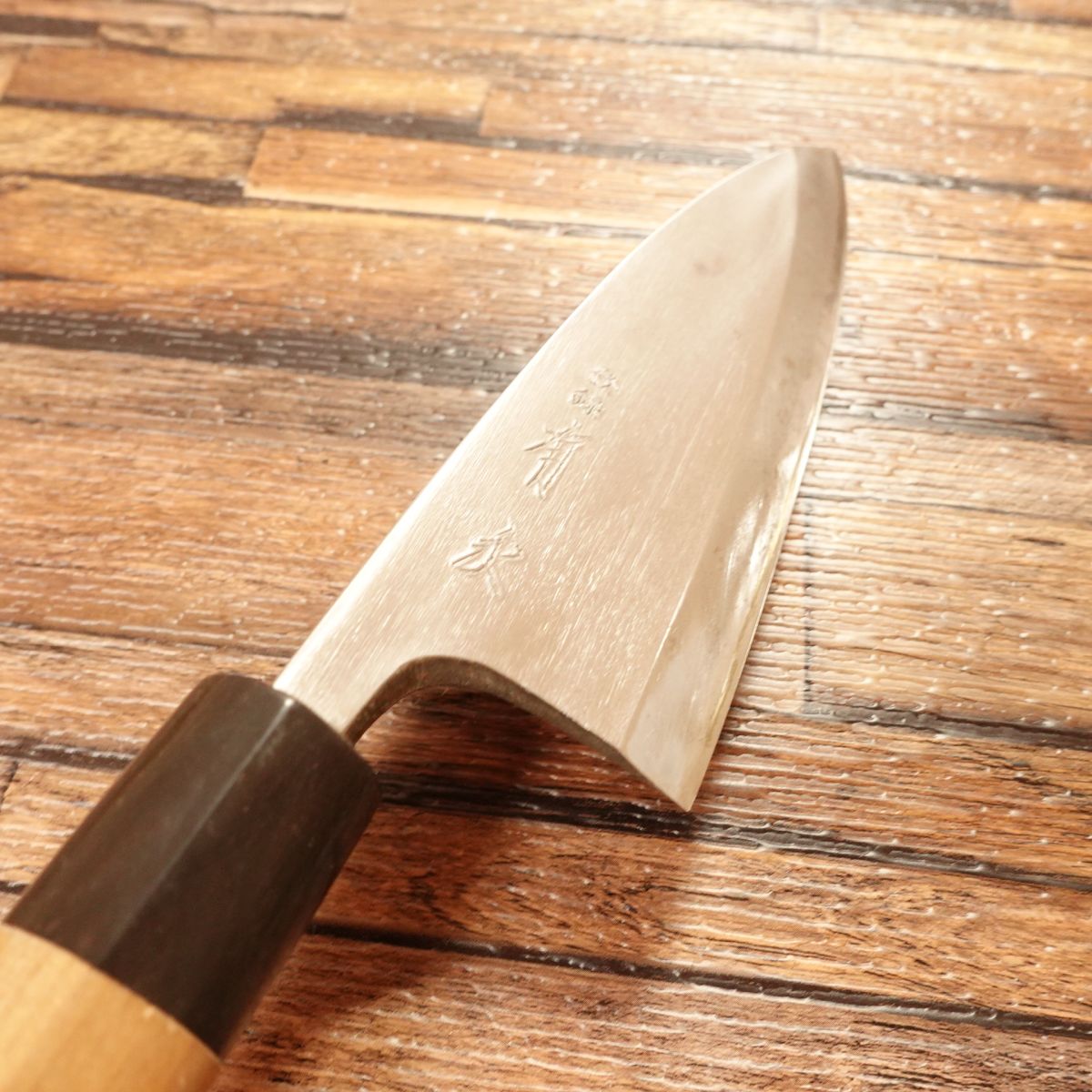 Aritsugu(有次)Deba Knife, Sharpened, Water Buffalo Handle, Light Signs of Use, Excellent Condition