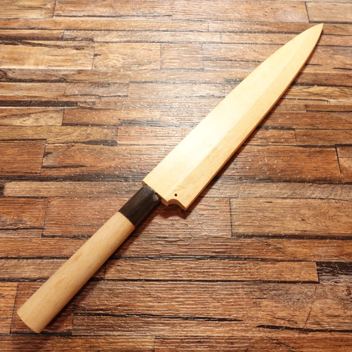 Sakai Toji Yanagiba Knife, Sharpened, Water Buffalo Handle, Sashimi Knife, Wooden Sheath, Nearly Unused