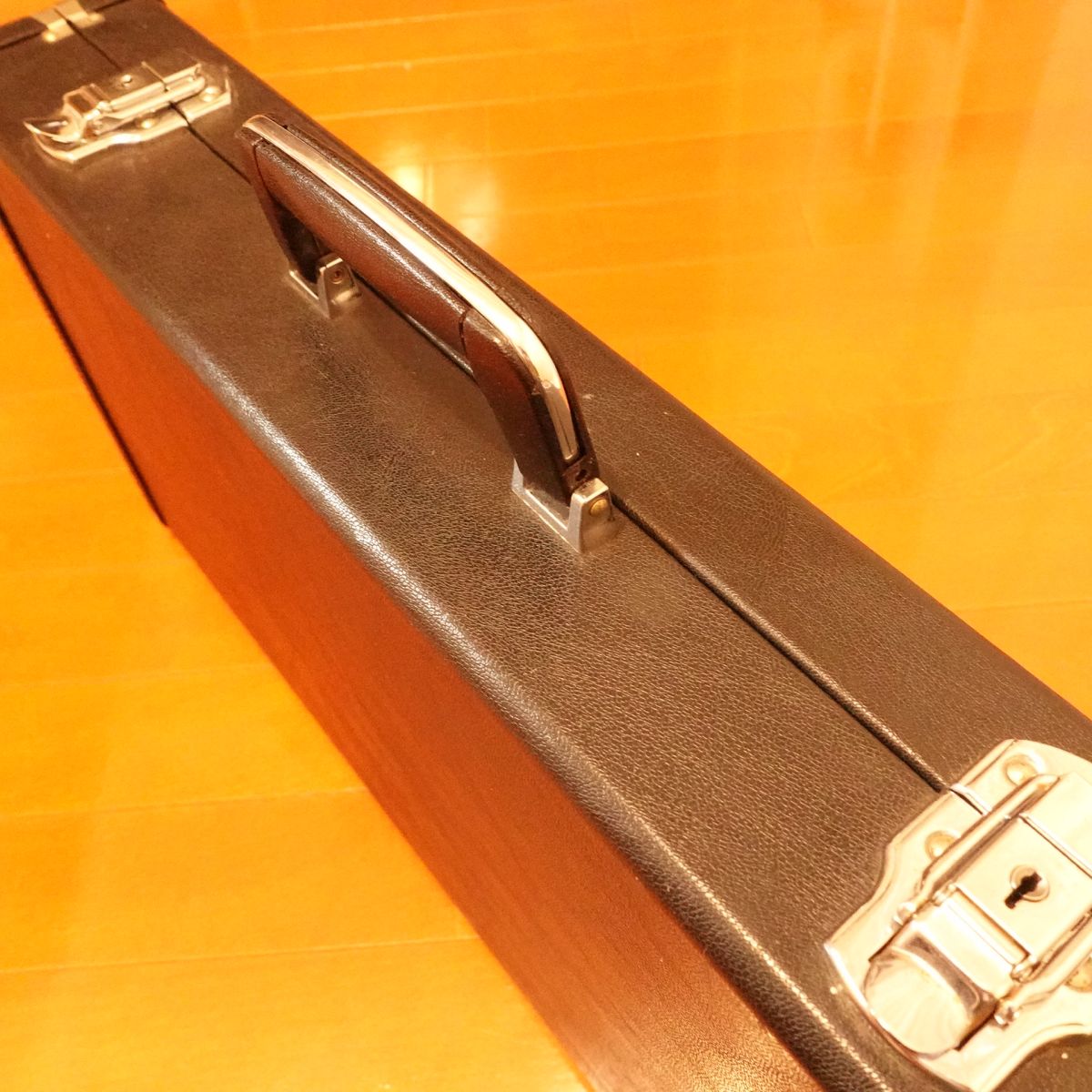 Hard Case for Kitchen Knives, Large, Black, Knife Storage Case, Bag with Lock, 2.5kg