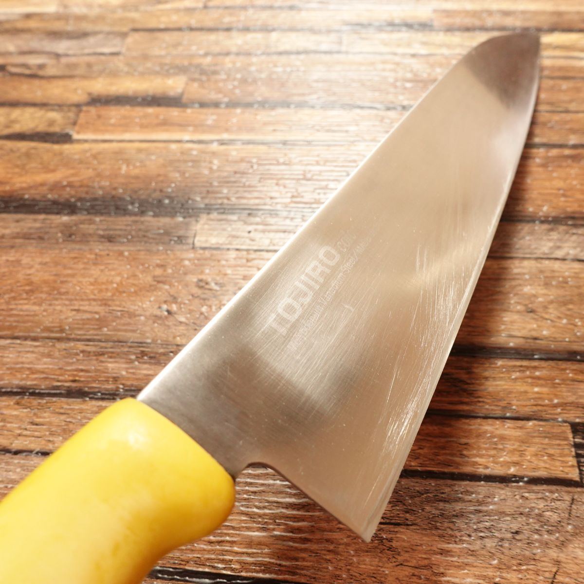 Tojiro(藤次郎)Gyuto Knife, Sharpened, All-Purpose Knife, Yellow Handle, TOJIRO Color Series