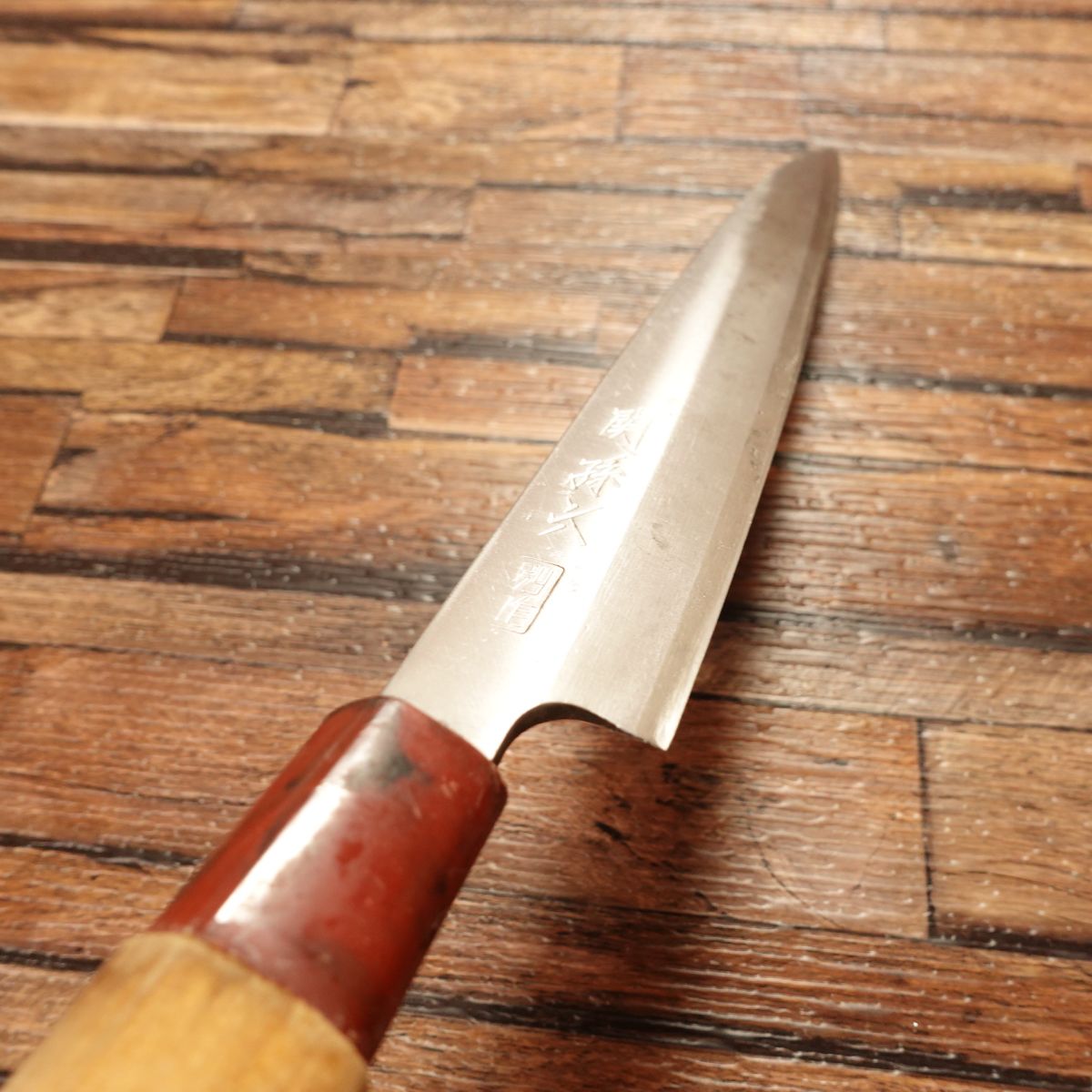 Sekimagoroku(関孫六)Yanagiba Knife, Sharpened, Sashimi Knife, Custom Edition, Red Ferrule, 210mm