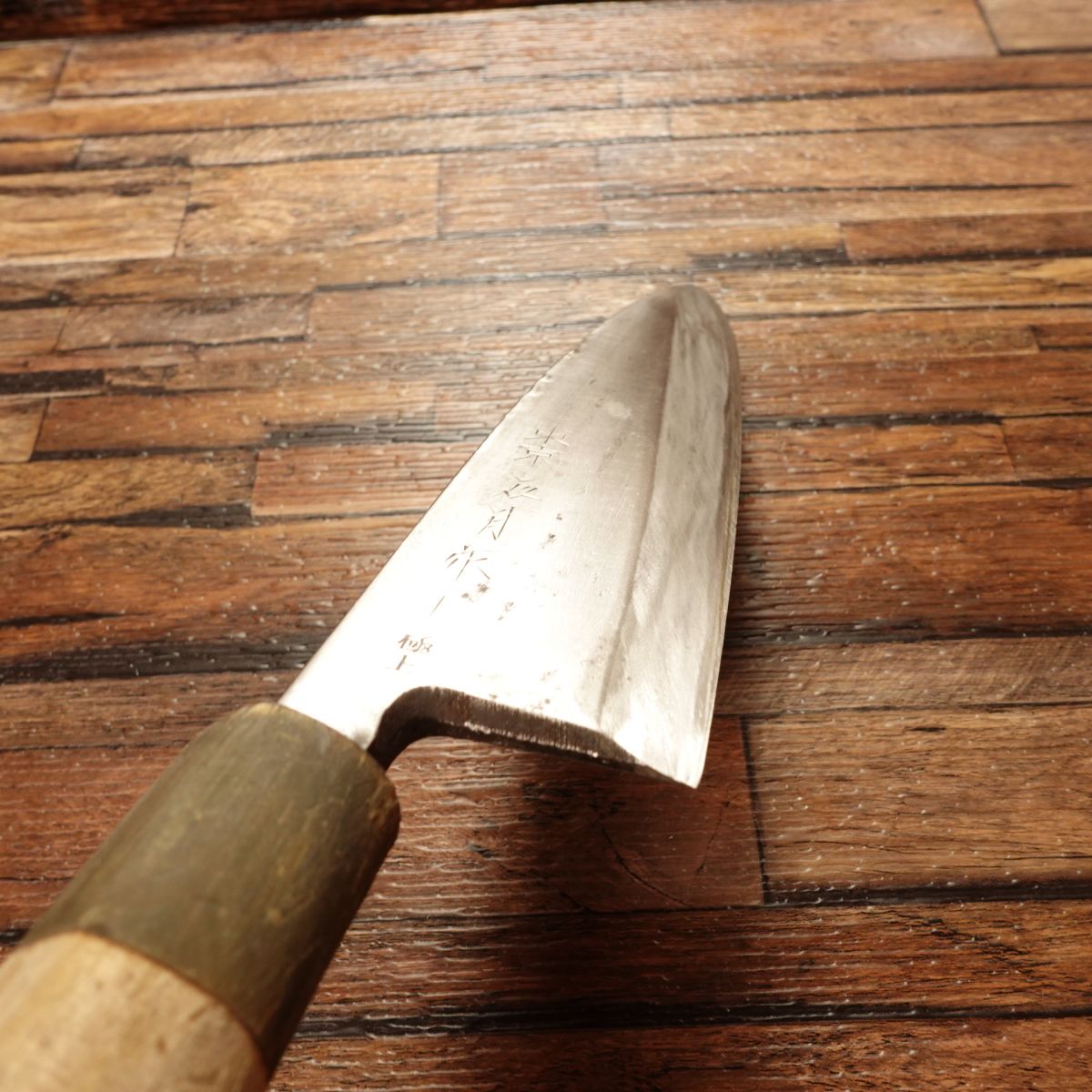 Ishizuki Deba Knife, Sharpened, Tokyo Ishizuki Saku, Water Buffalo Handle, 6-Sun Deba, Hagane Steel, Scratches on Spine, 180mm