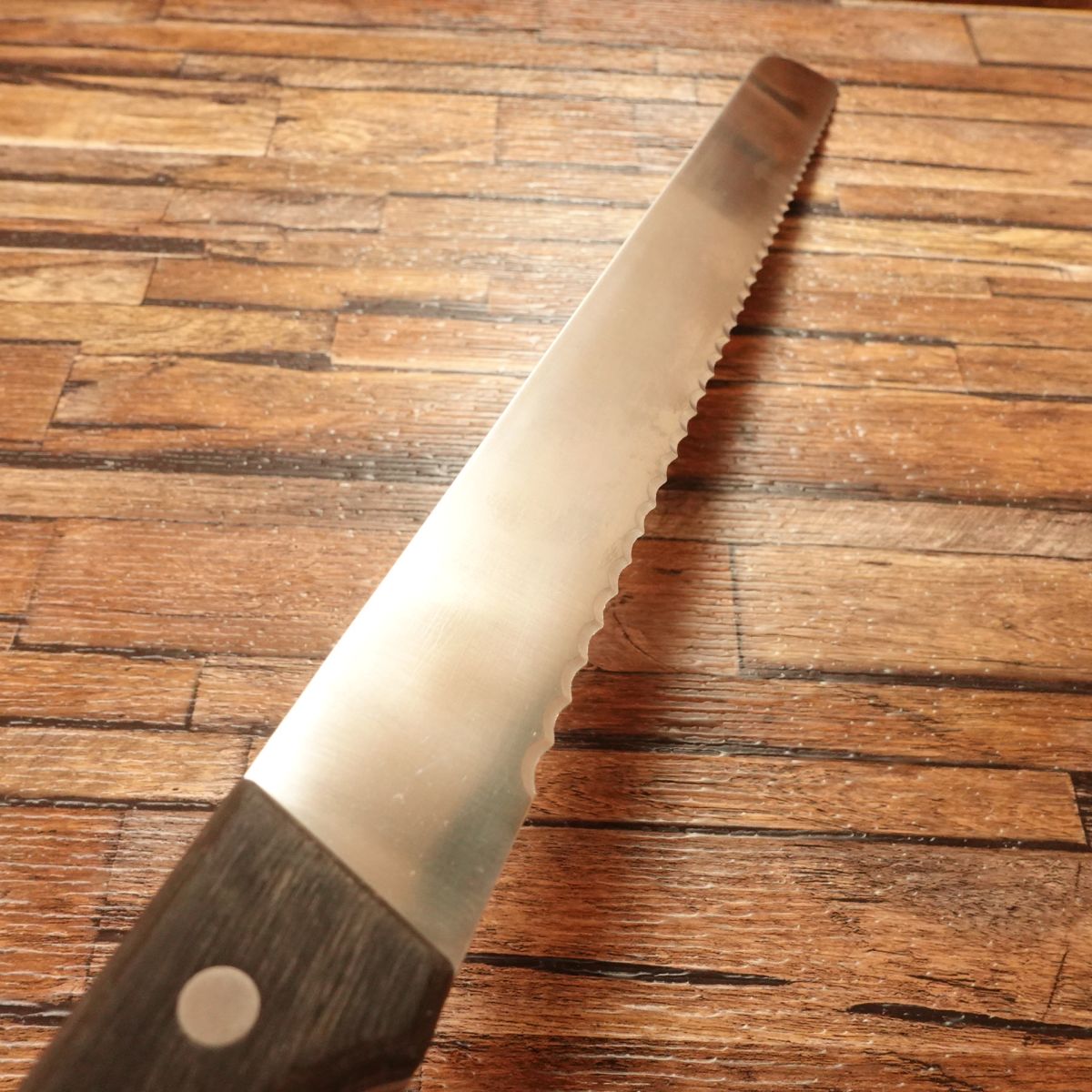 Bunmei Gincho Bread Knife, Large Slicer, Serrated, Bread Knife, Stainless Steel, 350mm