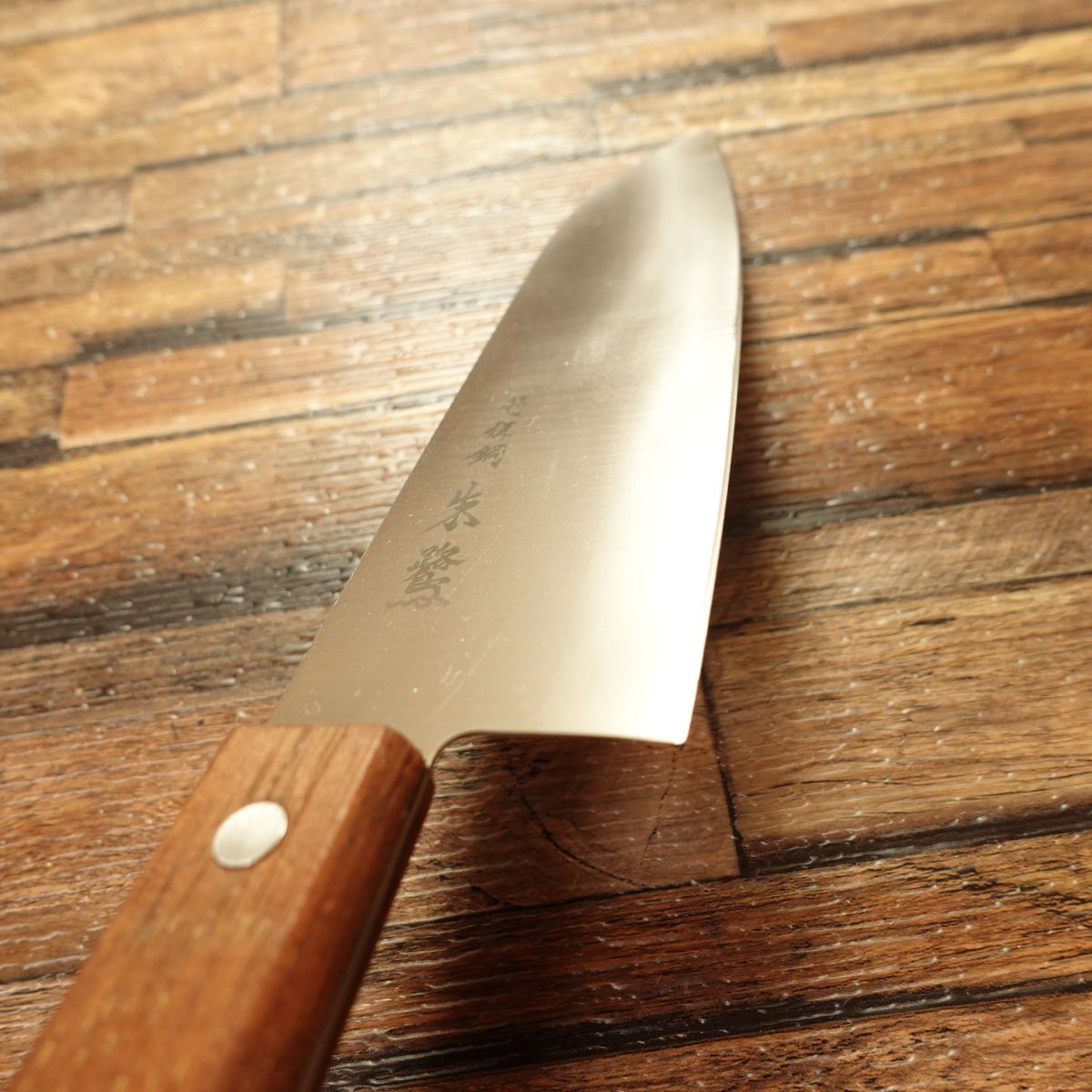 Toki Santoku Knife, Sharpened, All-Purpose Knife, Special Steel, Stainless Steel, Thin and Lightweight, 160mm