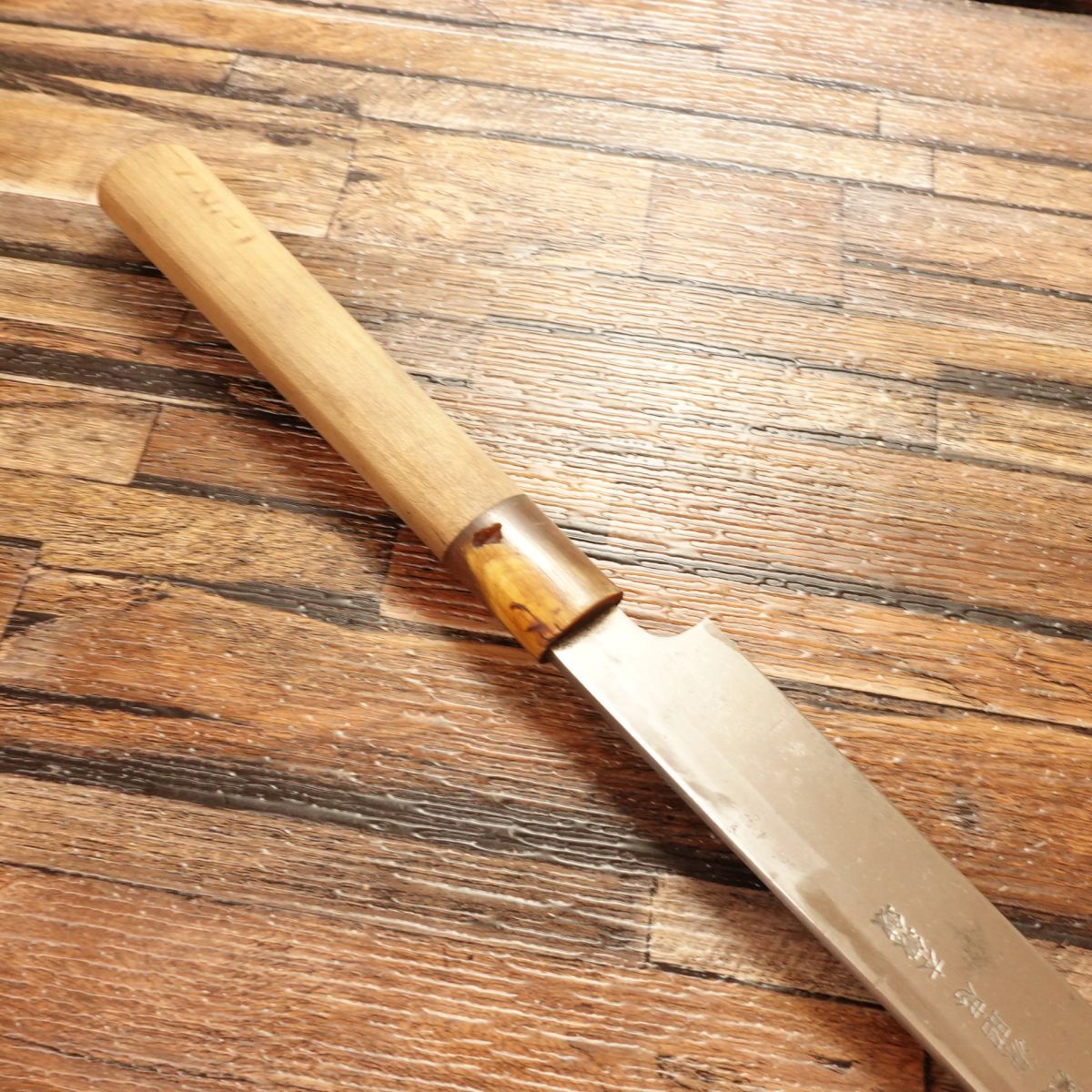 Minamoto Akitada Yanagiba Knife, Sharpened, “Shou Tai Ran” Marking, Kikuhide, Fully Forged, Buffalo Horn Handle, 295mm