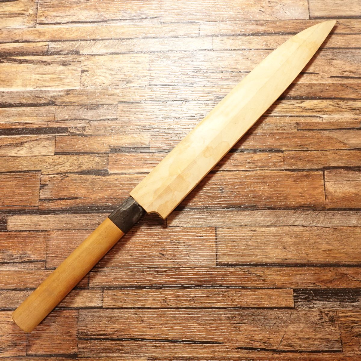 Miyakoya Yanagiba Knife, Sharpened, Water Buffalo Handle, Sashimi Knife, With Wooden Sheath, 245mm
