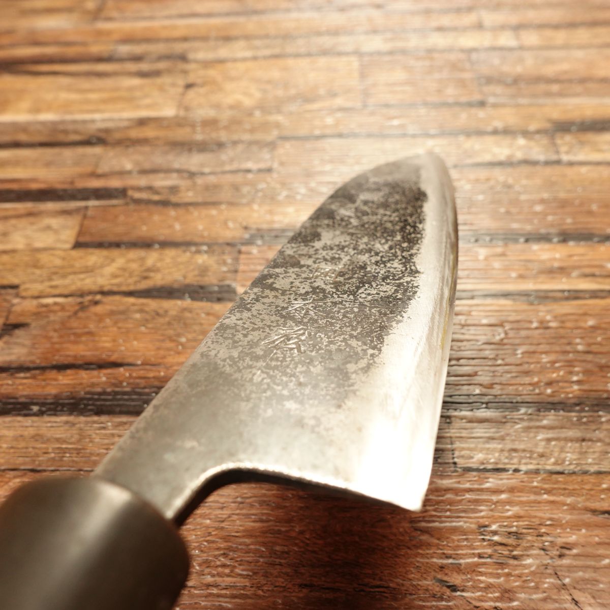 Izutsuki Kiya Wa‑Santoku Knife, Sharpened, Water Buffalo Handle, Yasugi Blue Paper Steel, Black Finish, All‑Purpose “Wa” Gyuto Style, 165 mm