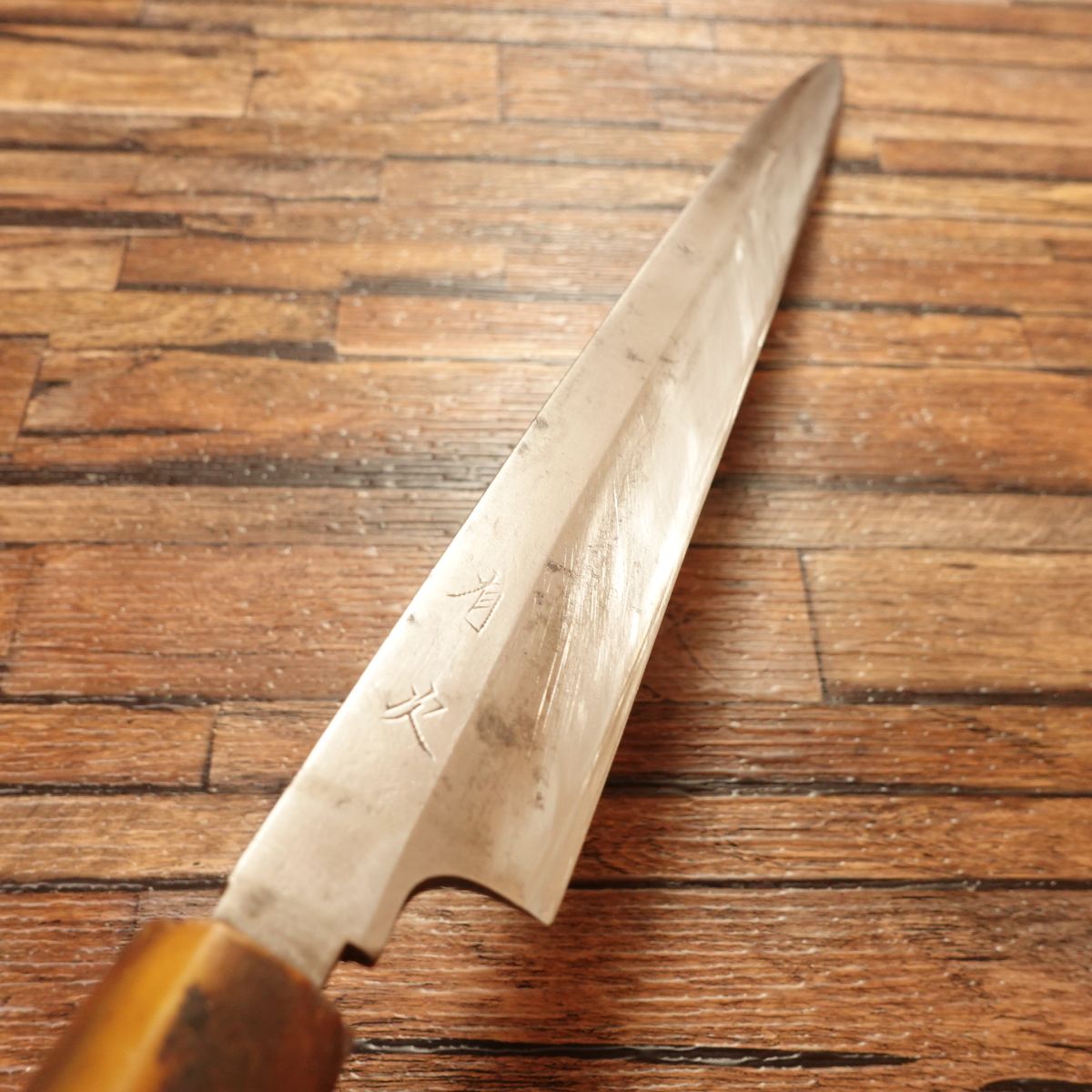 Aritsugu Yanagiba Knife, Sharpened, White Water Buffalo Handle, Sashimi Knife, Light Use, 320mm