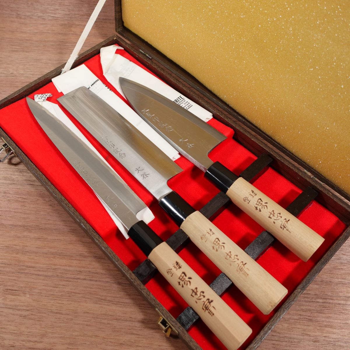Sakai Tadazane Knife Set, Deba Knife, Usuba Knife, Yanagiba Knife, Carbon Steel, Single Bevel, Unused Stored Item, Boxed, Commemorative Engraving