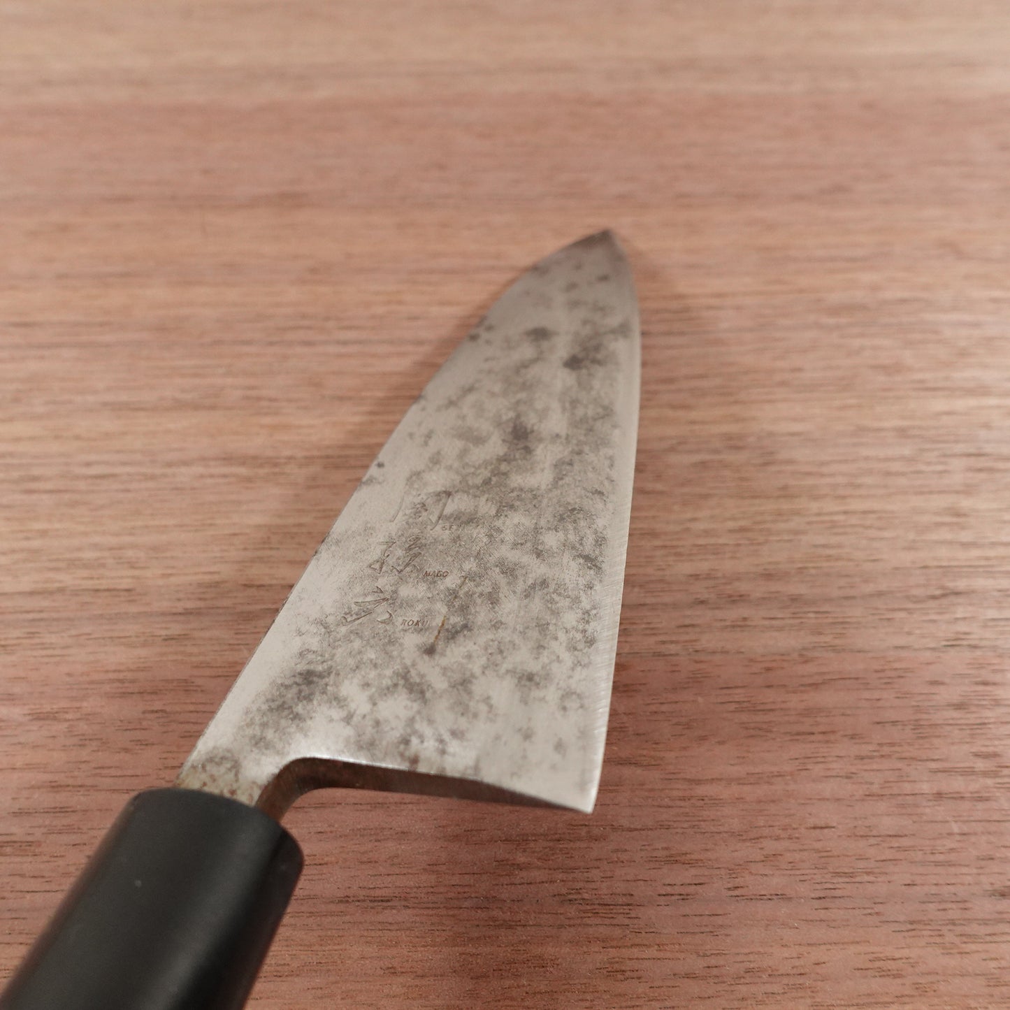 Sekimagoroku Deba Knife, Sharpened, Carbon Steel, Single Bevel, Hammer Marks on Spine Side of Handle, 155mm