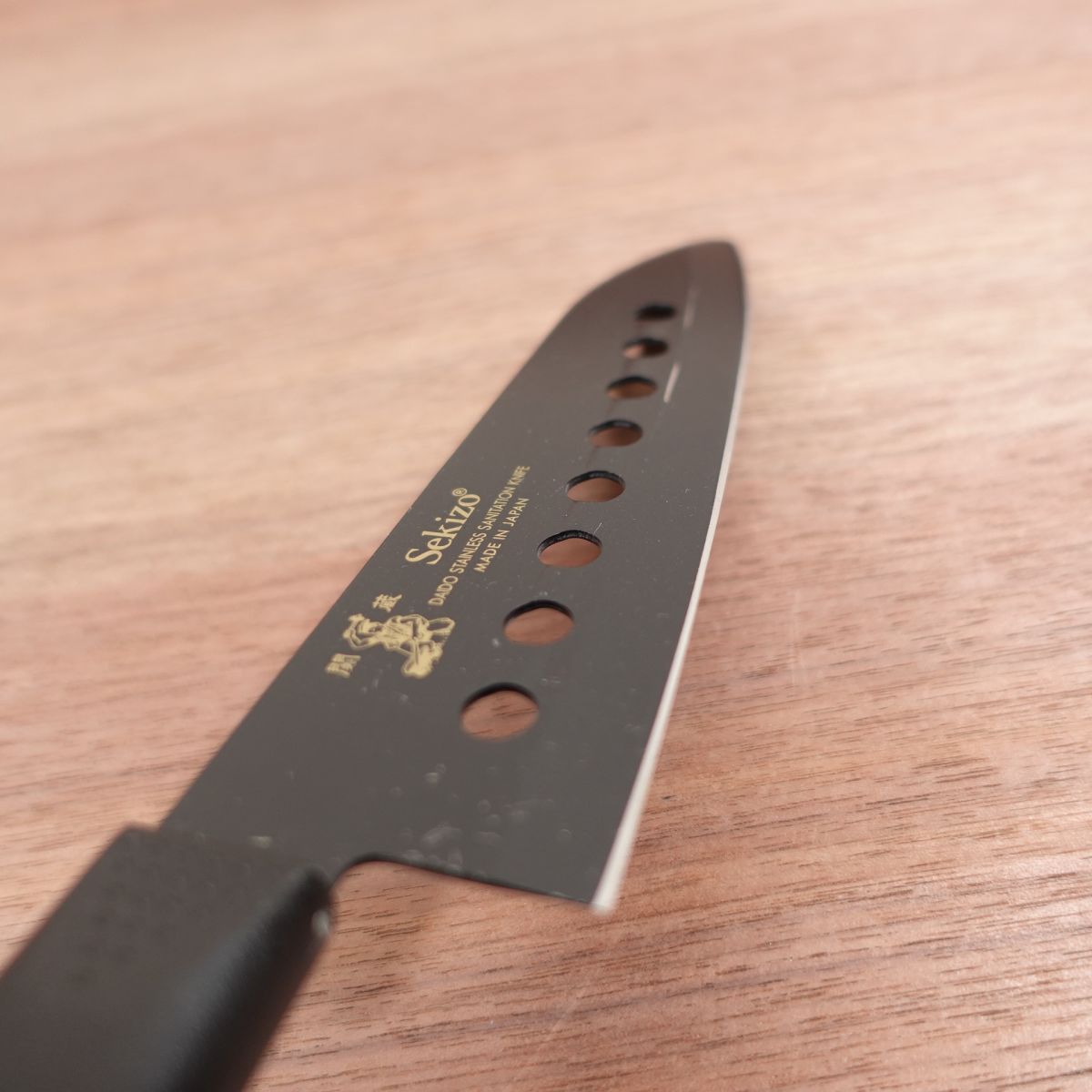 SEKIZO Santoku Knife, Sharpened, Black Coating, All-Purpose Knife, Granton Edge, Nearly Unused Stored Item, 170mm