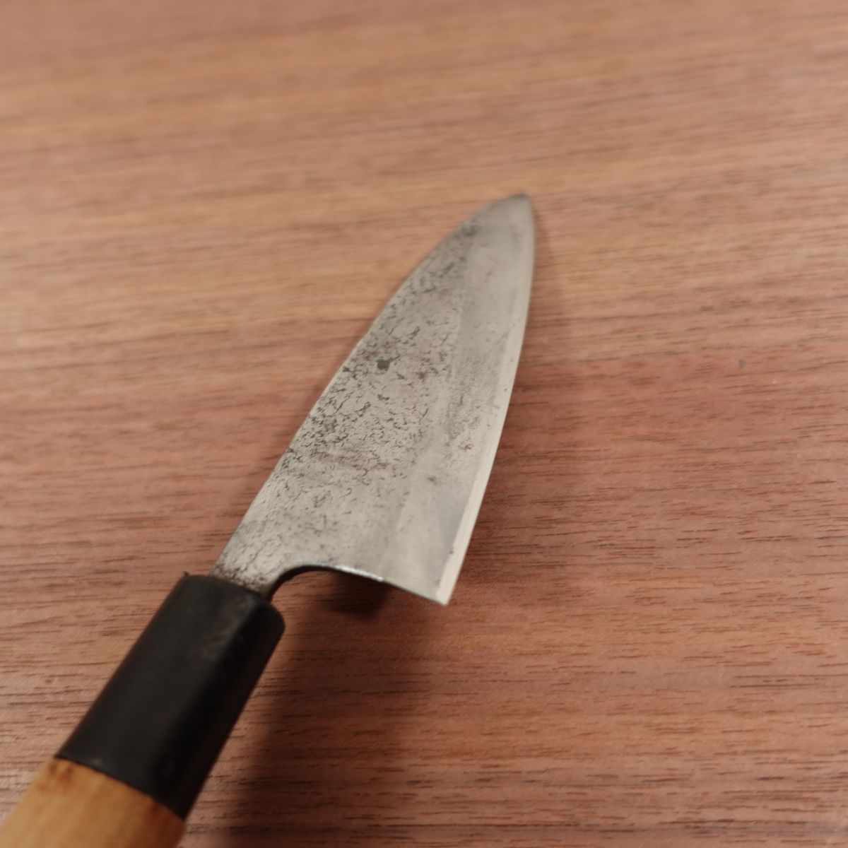 Jubei Aji-Kiri Knife, Sharpened, Ko-Deba Knife, Tsuchime Finish, Carbon Steel, Hand-Forged, 105mm
