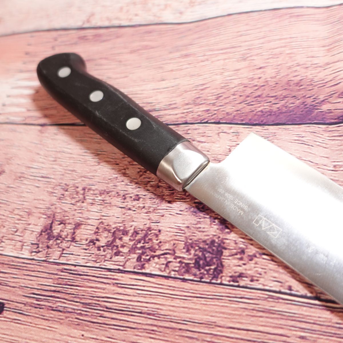 Couteau Santoku Seki-Magoroku Yusou, petit, aiguisé, couteau tout usage, acier inoxydable, double tranchant, molybdène vanadium, KAI