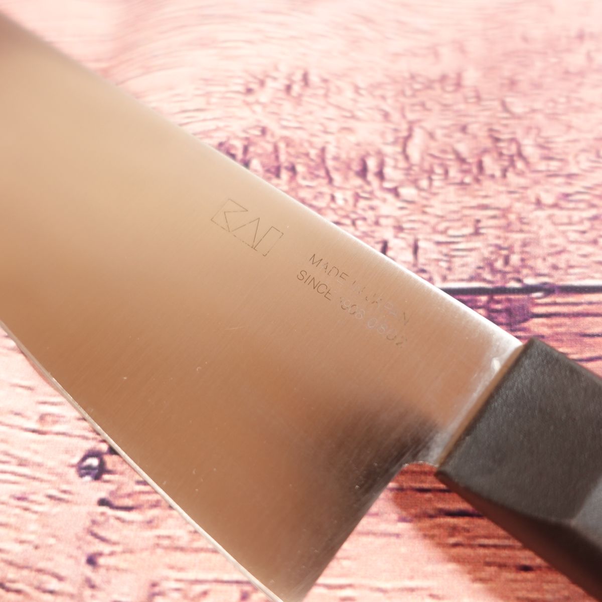 Seki-Magoroku Wakatake Santoku Knife, Sharpened, All-purpose Knife, Stainless Steel, Double-edged, KAI