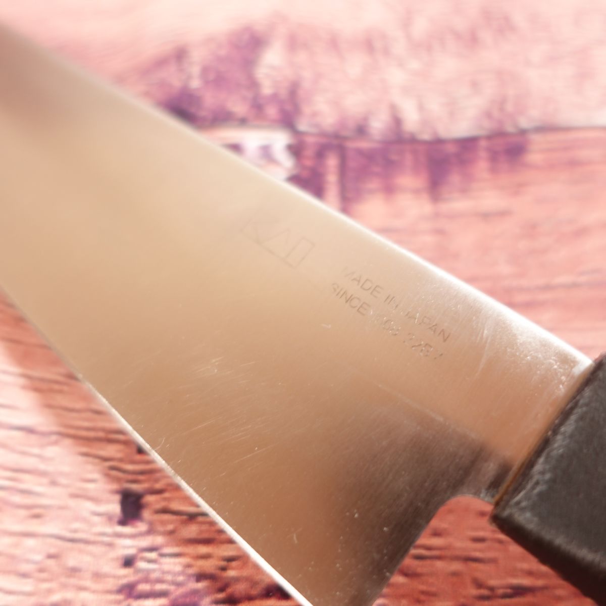 Seki-Magoroku Wakatake Gyuto, Couteau de chef, aiguisé, Couteau tout usage, Acier inoxydable, Double tranchant, KAI