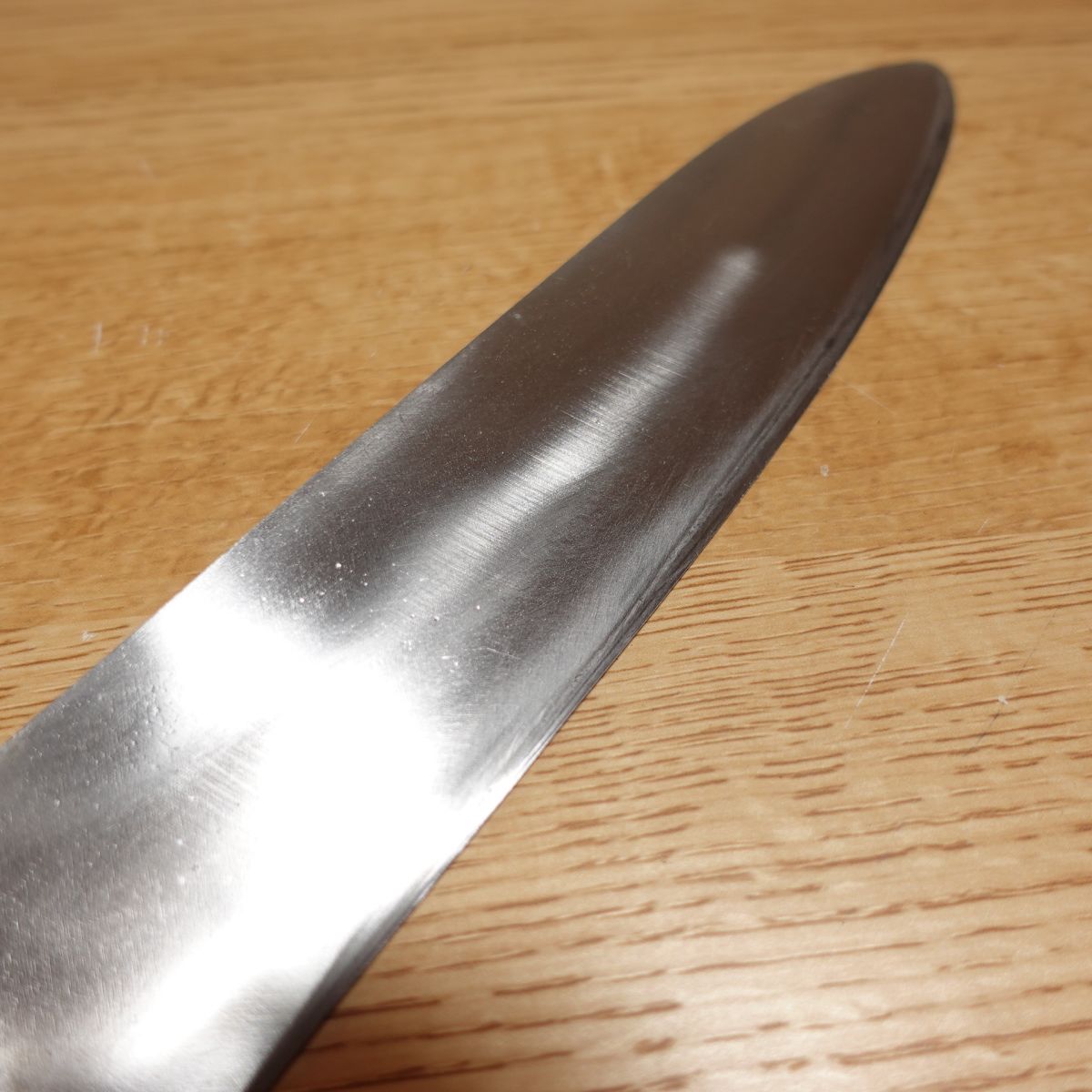 Tokyo Yamafuji Allzweckmesser, geschärft, Santoku, Hon-Warikomi, westliches Messer, zweischneidig