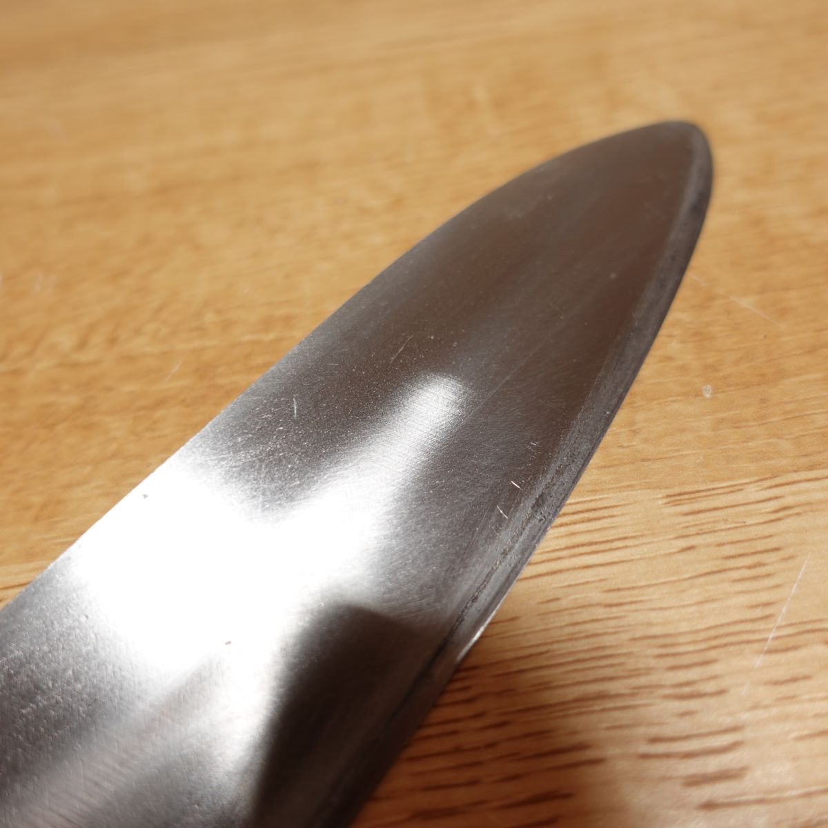 Tokyo Yamafuji Allzweckmesser, geschärft, Santoku, Hon-Warikomi, westliches Messer, zweischneidig