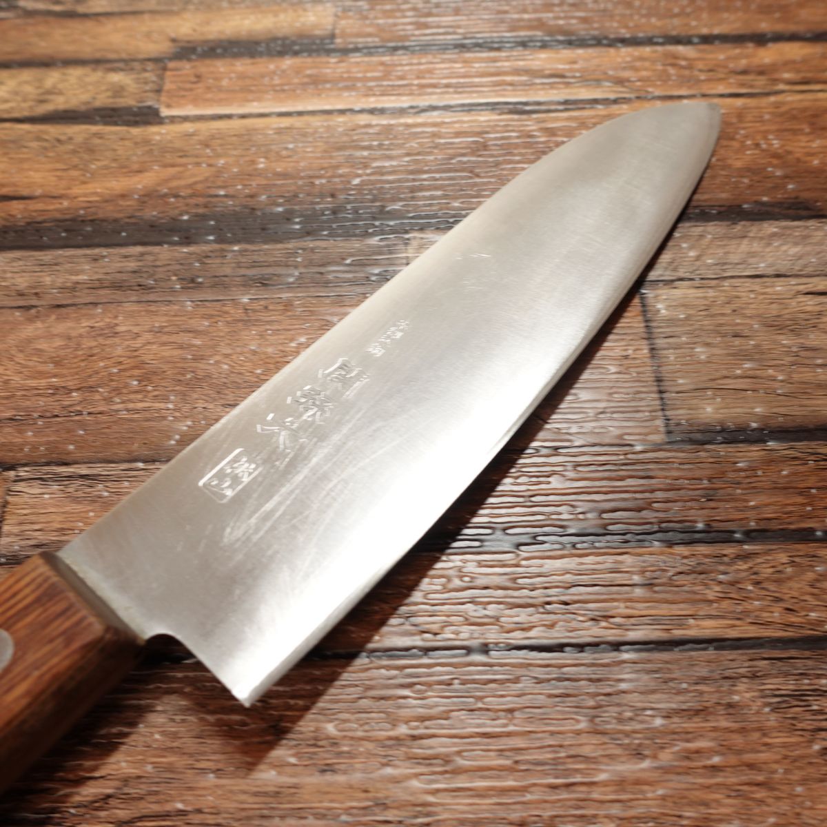 Seki-Magoroku Momoyama Santoku Knife, Sharpened, All-purpose Knife, Hon-Warikomi, 3-layered Knife, KAI