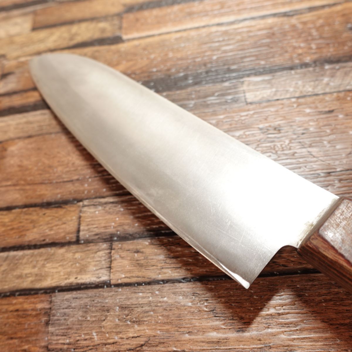 Seki-Magoroku Momoyama Santoku Knife, Sharpened, All-purpose Knife, Hon-Warikomi, 3-layered Knife, KAI