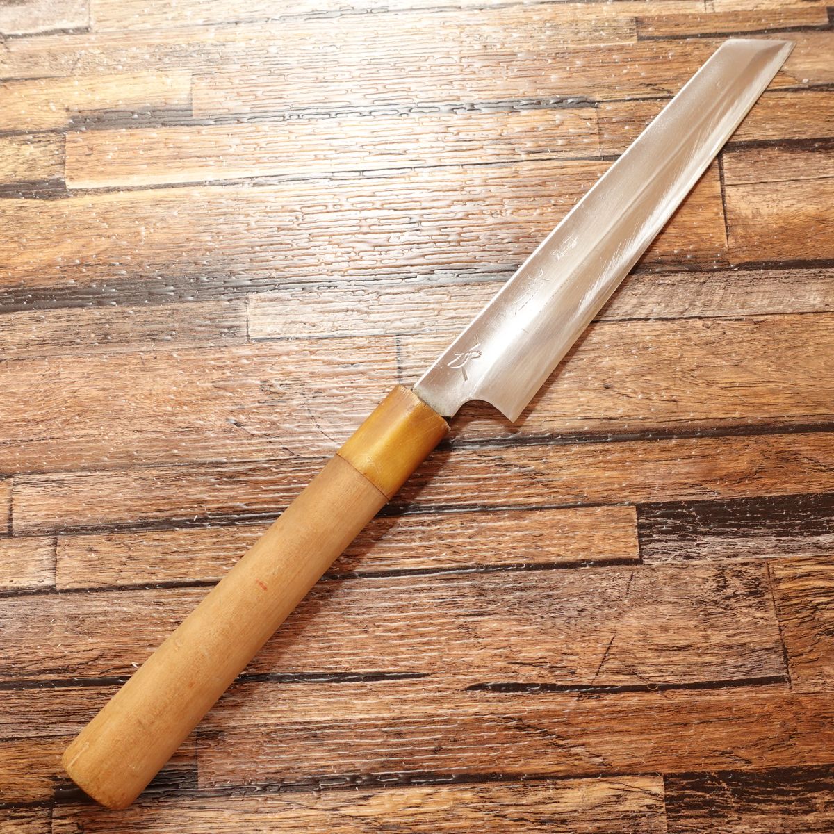 Aritsugu Mukimono Knife, Sharpened, Water Buffalo Horn Handle, Rhomboid Shape, Single-edged, Steel