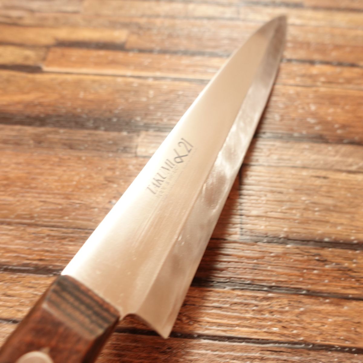 TAKUMI α21 Yanagiba Knife, Sharpened, Takumi, Stainless Steel, Sashimi Knife, Sujihiki, Minimal Signs of Use