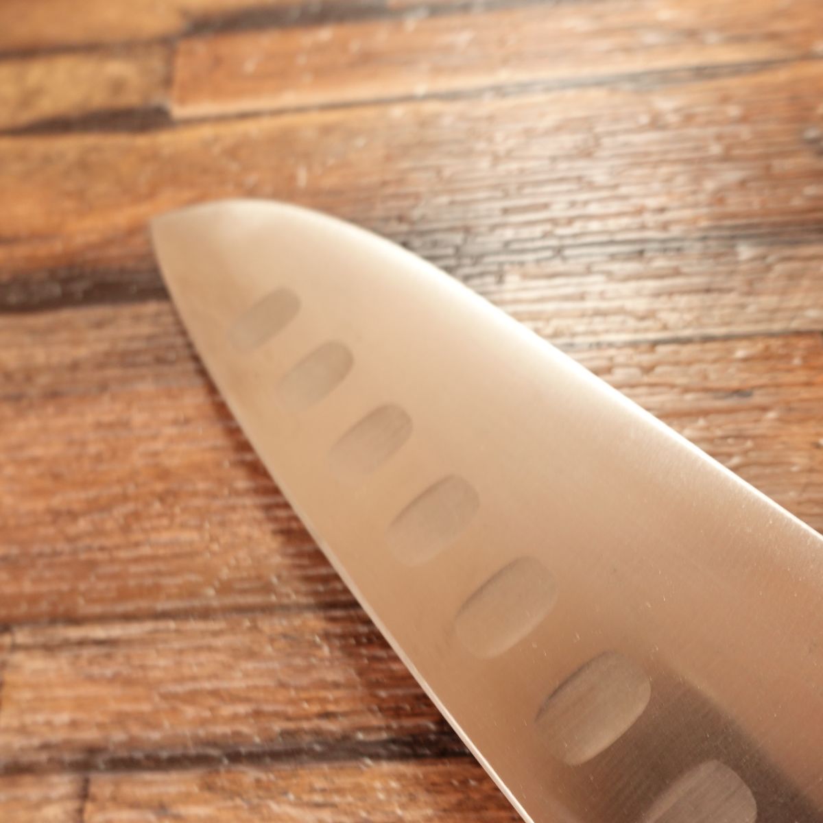 Seki-Magoroku Shoso Santoku Knife, Sharpened, All-purpose Knife, Stainless Steel, Dimpled Finish, Gyuto, Chef’s Knife, Double-edged