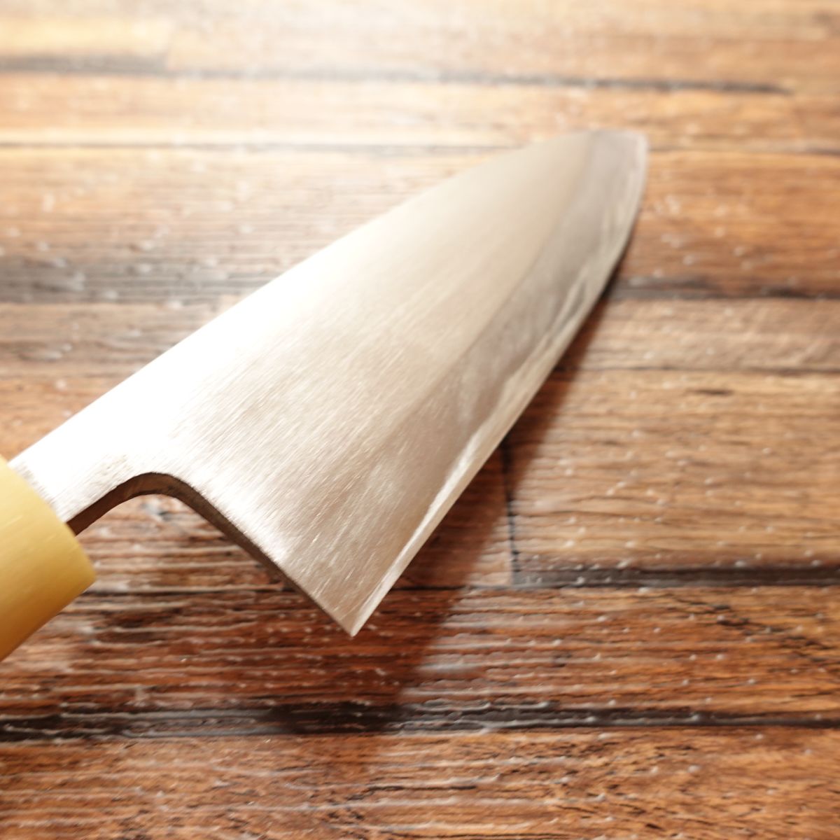 Tsukiji Masamoto Aji-kiri, Sharpened, Small Deba Knife, White Water Buffalo Horn Handle, With Wooden Sheath, Steel