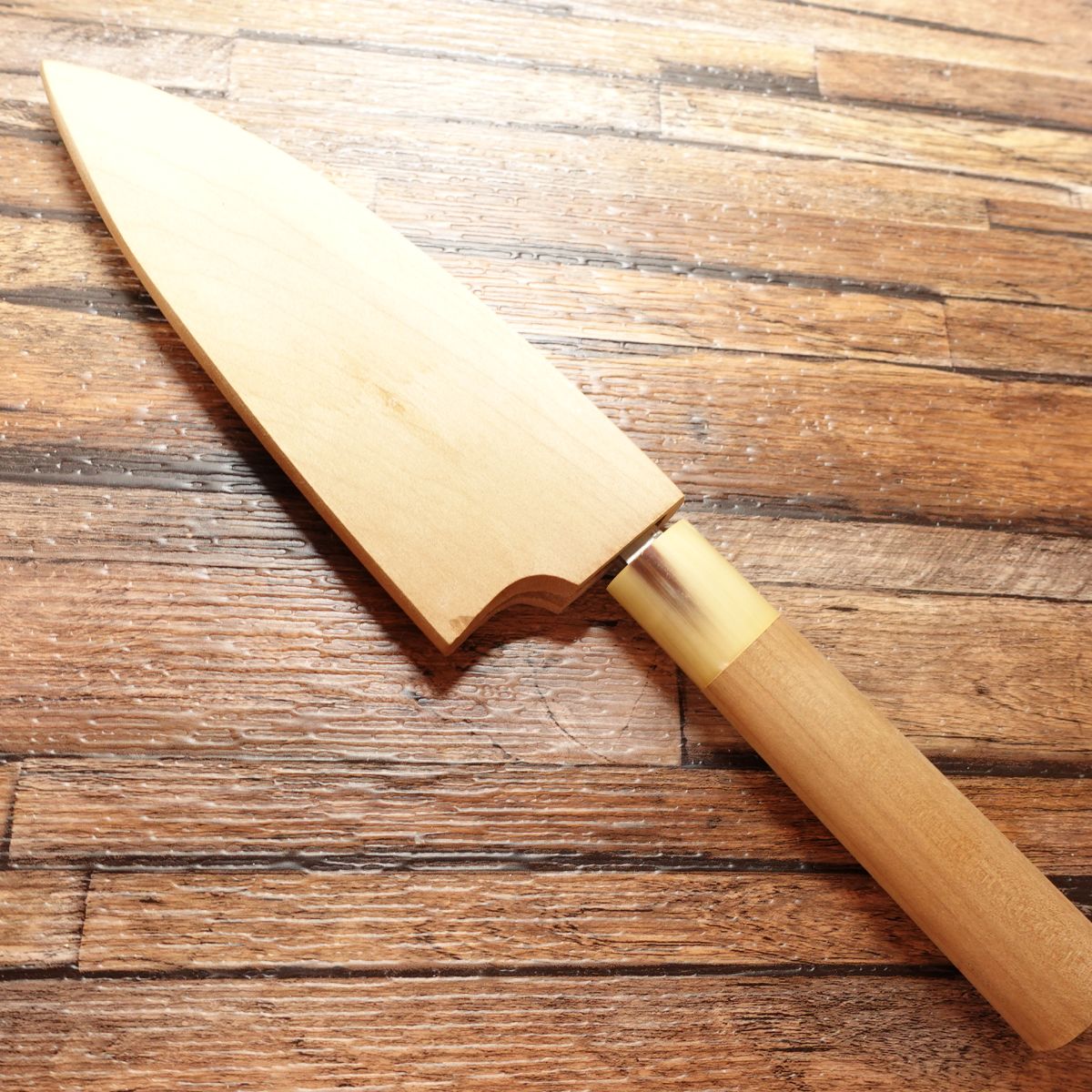 Tsukiji Masamoto Aji-kiri, Sharpened, Small Deba Knife, White Water Buffalo Horn Handle, With Wooden Sheath, Steel