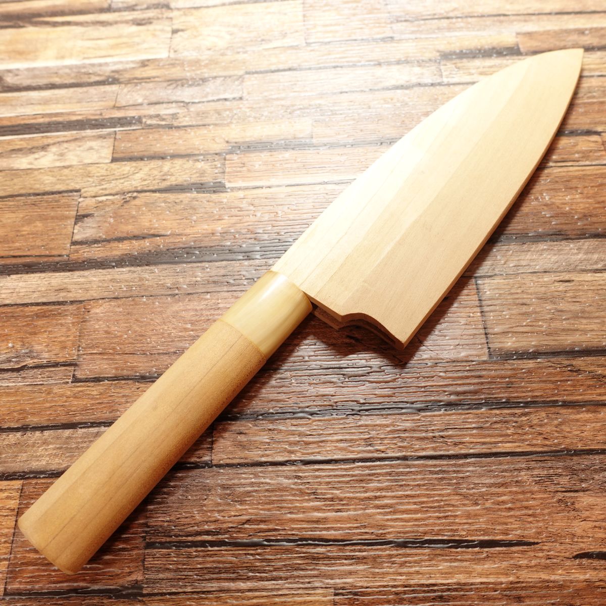 Tsukiji Masamoto Deba Knife, Sharpened, White Water Buffalo Horn Handle, With Wooden Sheath, Steel