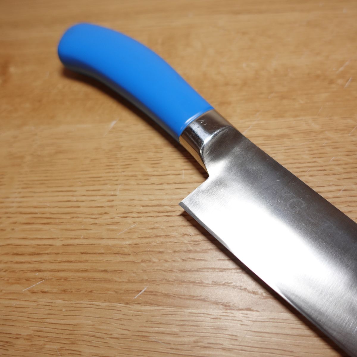 TKG-PRO Gyuto, Couteau aiguisé, tout usage, 8 Sun, Acier inoxydable, Eco-Clean antibactérien Couleur bleue, Molybdène Vanadium, Double tranchant, Endo Shoji