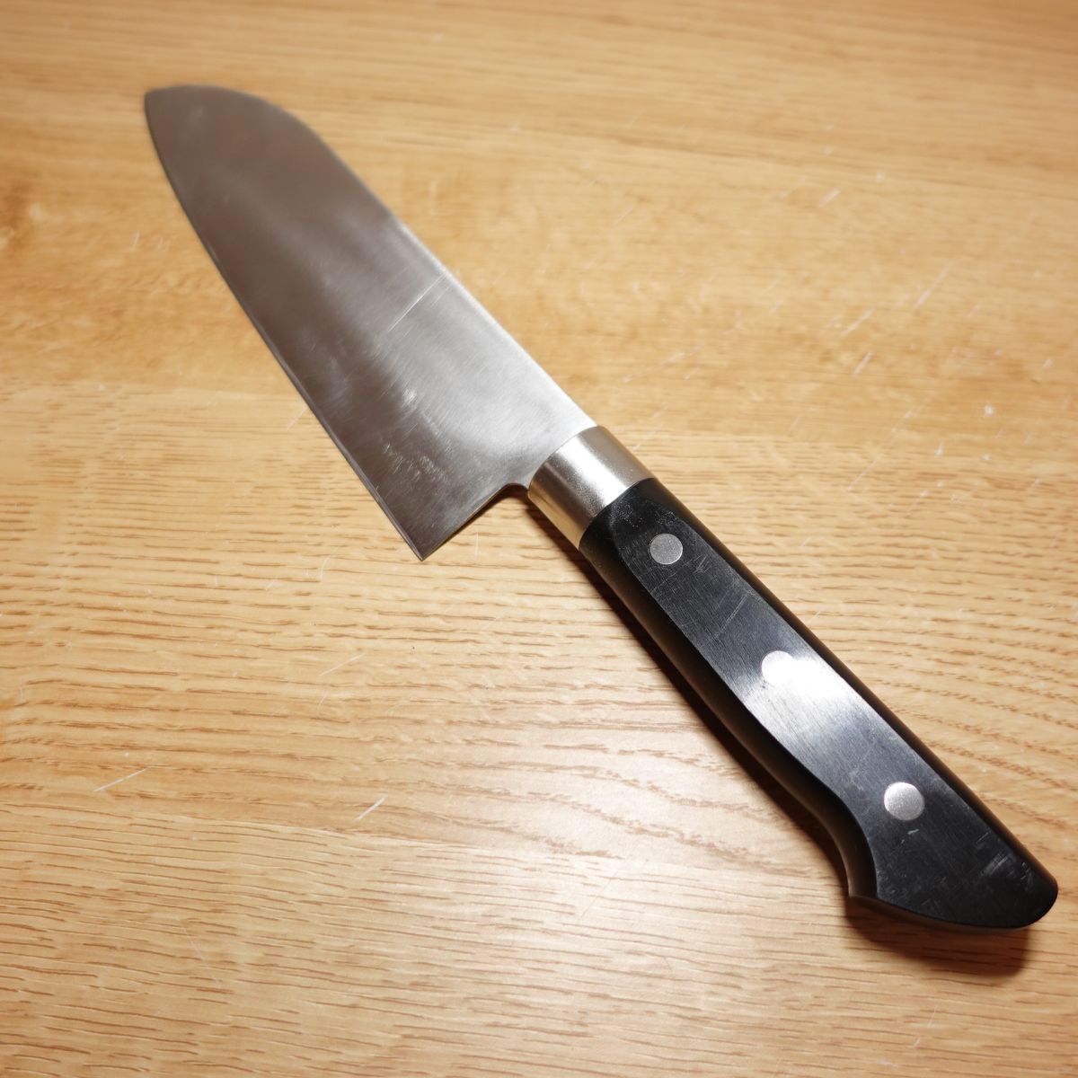 Couteau Santoku Narikuni Saku, aiguisé, couteau tout usage, à double tranchant, en acier inoxydable