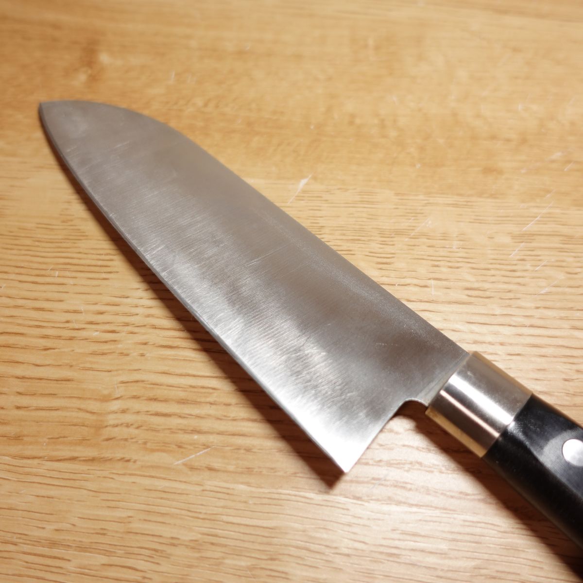 Couteau Santoku Narikuni Saku, aiguisé, couteau tout usage, à double tranchant, en acier inoxydable