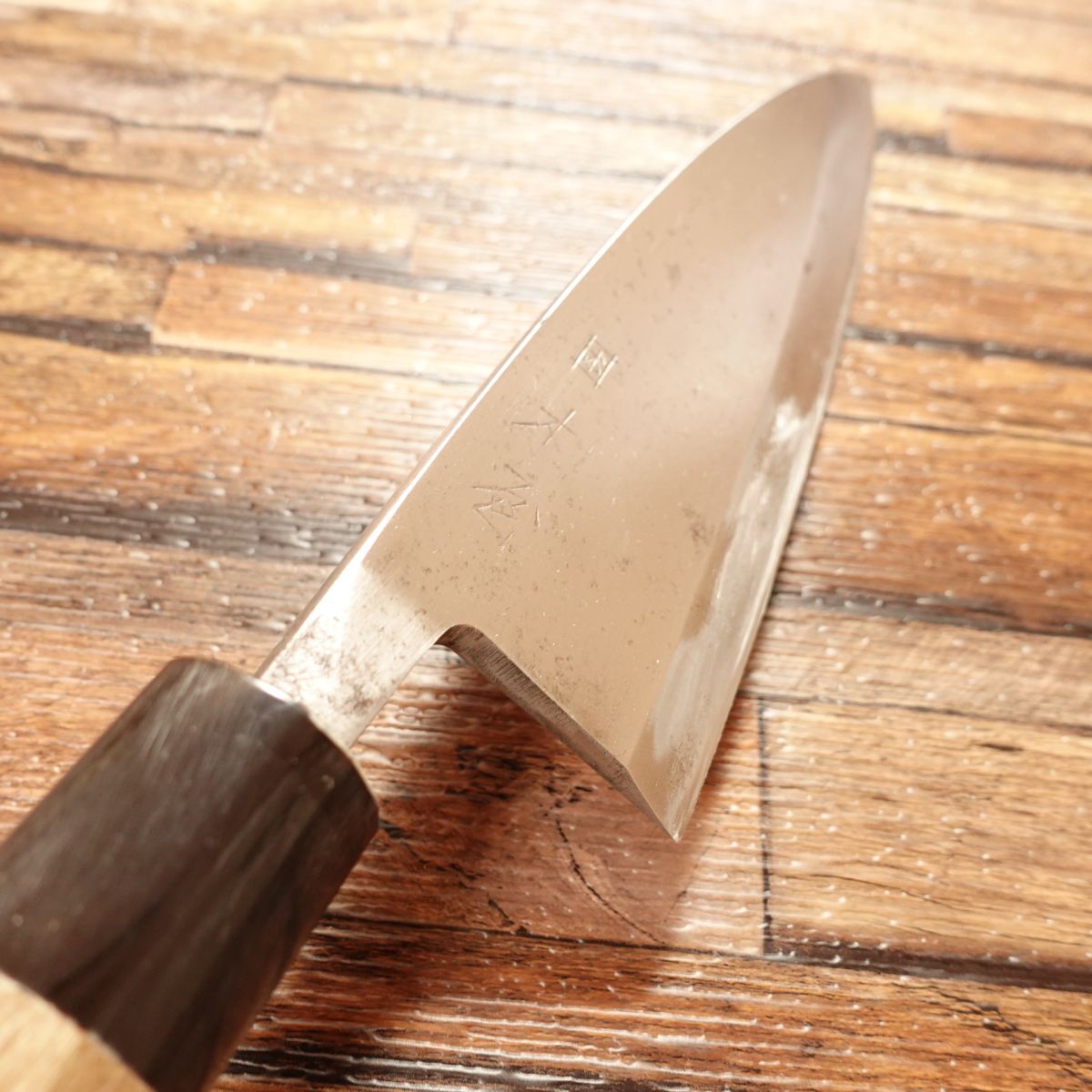 Kiya Deba Knife, Sharpened, Water Buffalo Handle, Izutsuki Kiya, 180mm, Handle Seal Included