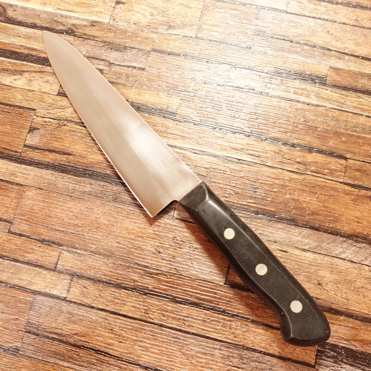 Seki-Magoroku Gyuto, Chef’s Knife, Sharpened, Hon-Warikomi, 3-layered, KAI