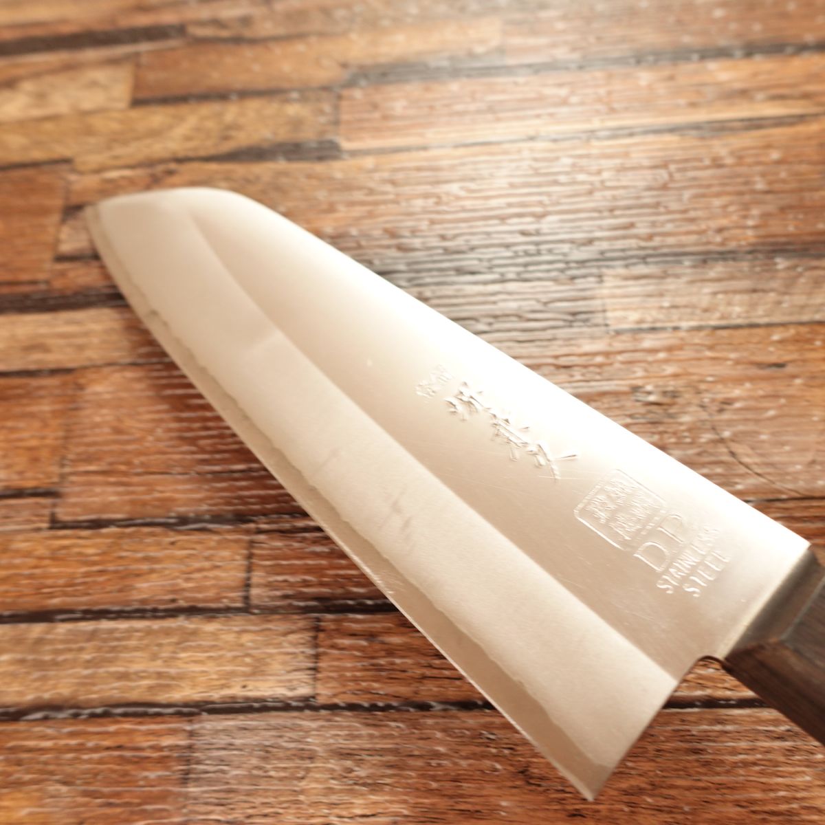 Sakai Kanehisa Santoku Knife, Sharpened, All-purpose Knife, Hon-Warikomi, 3-layered, DP, Stainless Steel