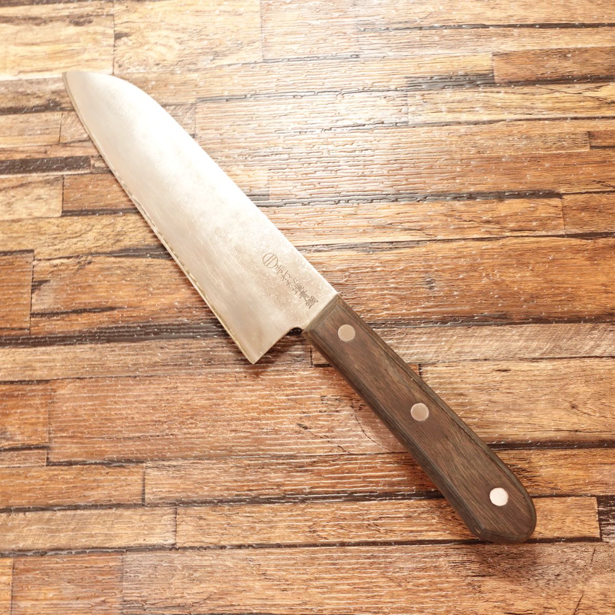 Yahiko Special Edition Santoku Knife, Sharpened, All-purpose Knife, Hand-forged Aogami Steel, Hon-Warikomi, 3-layered