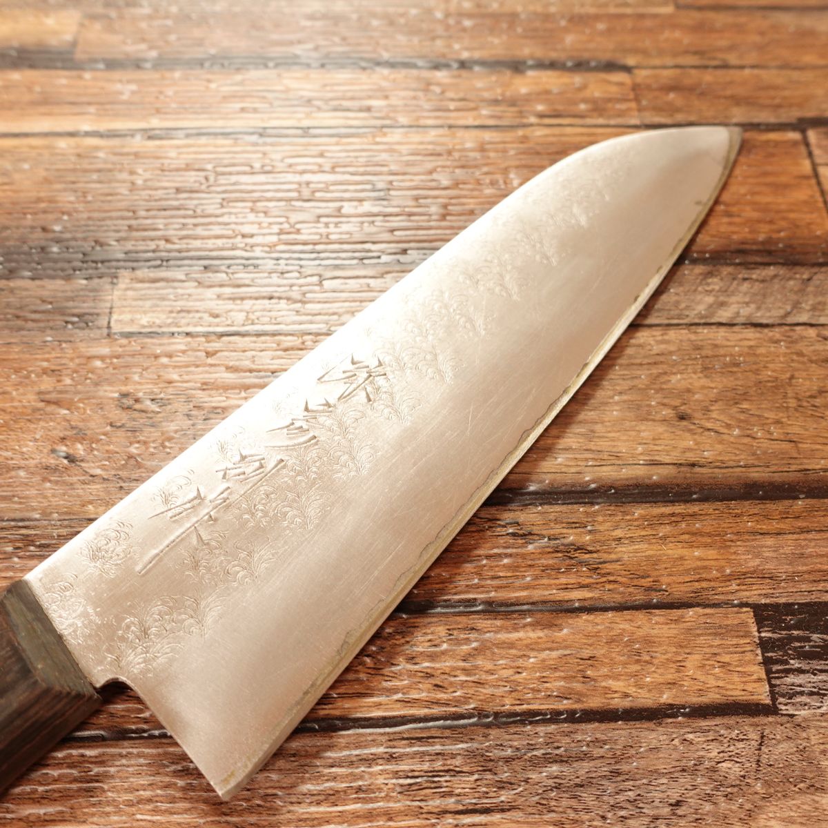 Yahiko Special Edition Santoku Knife, Sharpened, All-purpose Knife, Hand-forged Aogami Steel, Hon-Warikomi, 3-layered