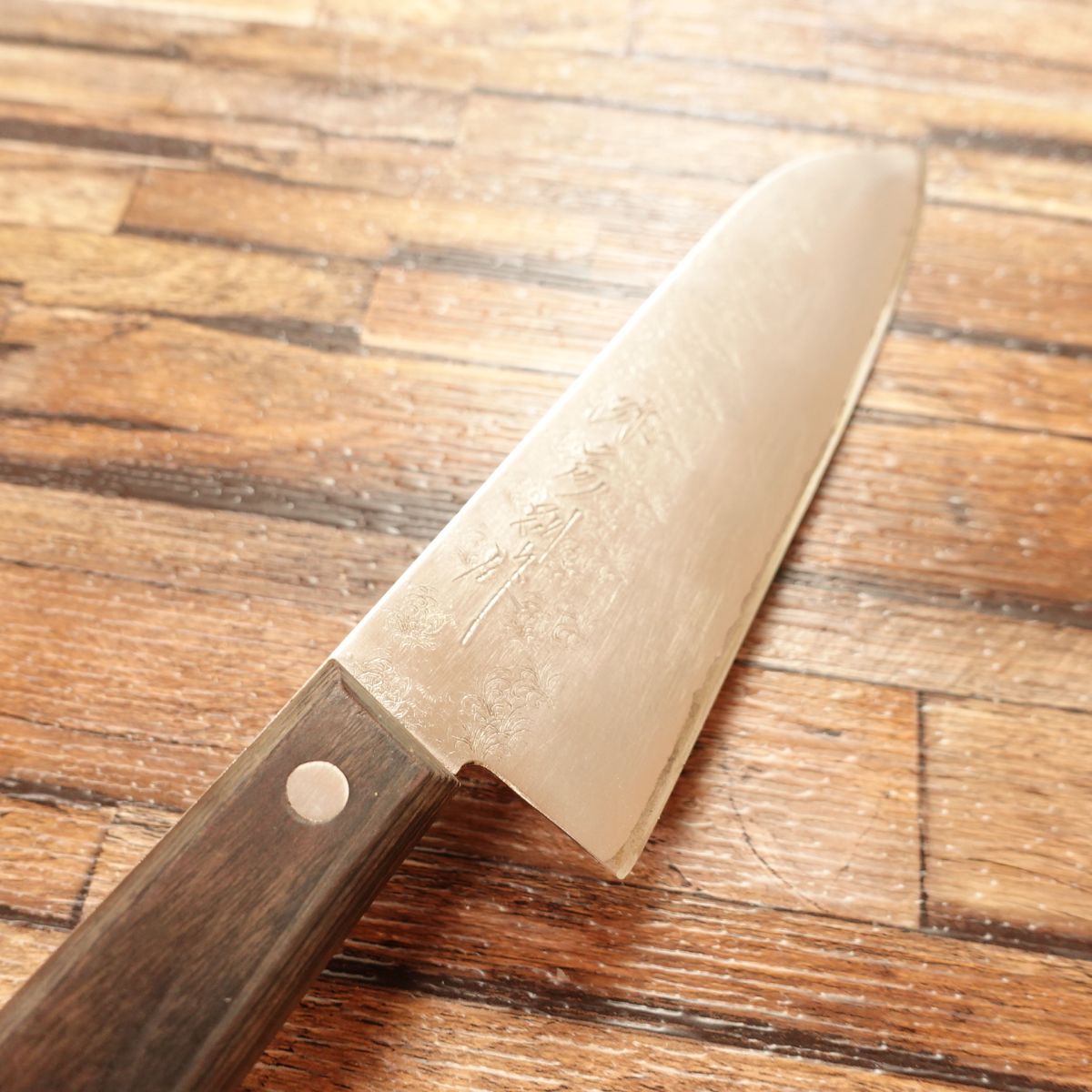 Yahiko Special Edition Santoku Knife, Sharpened, All-purpose Knife, Hand-forged Aogami Steel, Hon-Warikomi, 3-layered