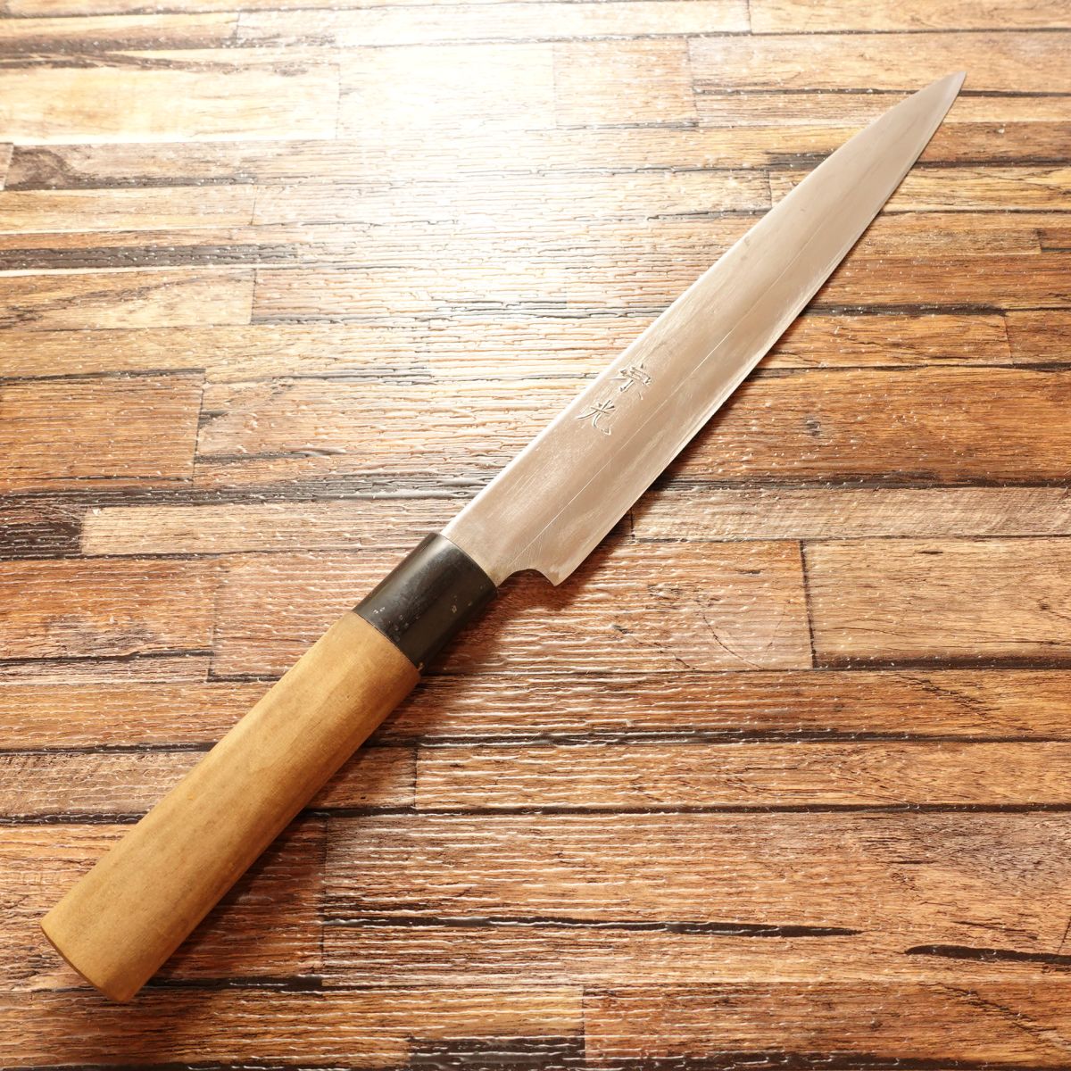 Munemitsu Yanagiba Knife, Sharpened, Double-Edged, Sashimi Knife, Hagane