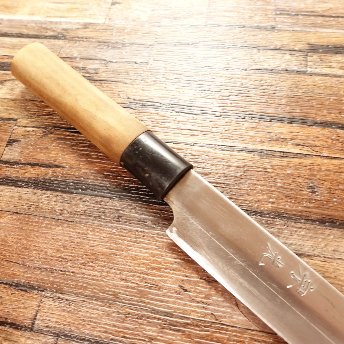 Munemitsu Yanagiba Knife, Sharpened, Double-Edged, Sashimi Knife, Hagane