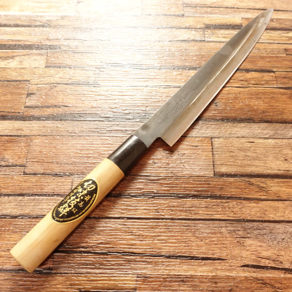 Kumo Fuji Yanagiba Knife, Sharpened, Sashimi Knife, Premium Edition, Blacksmith Finish, Double-Edged