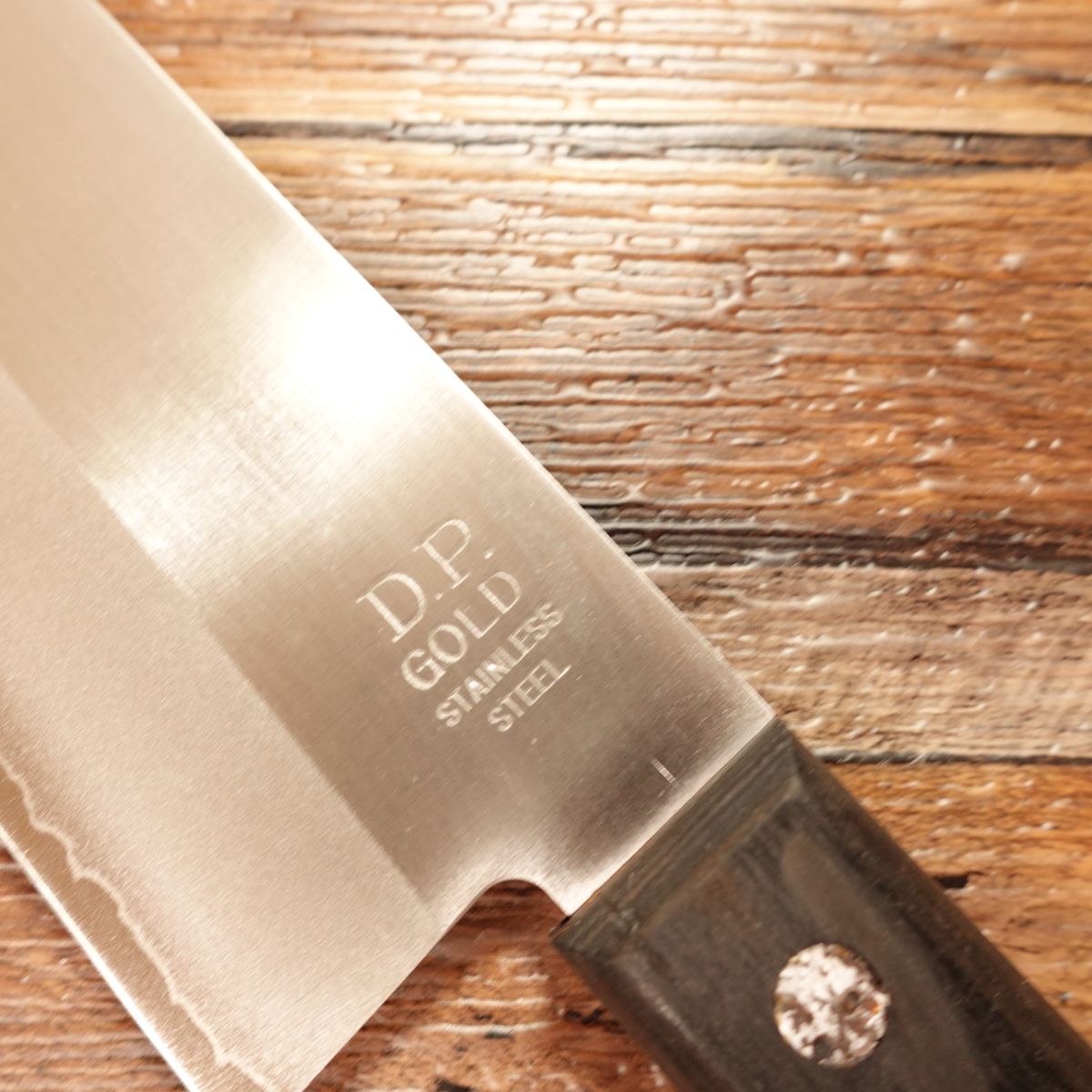 Premium Gold Warikomi Santoku Knife, Sharpened, Stainless Steel, DP, Unused with Sticker and Protective Case