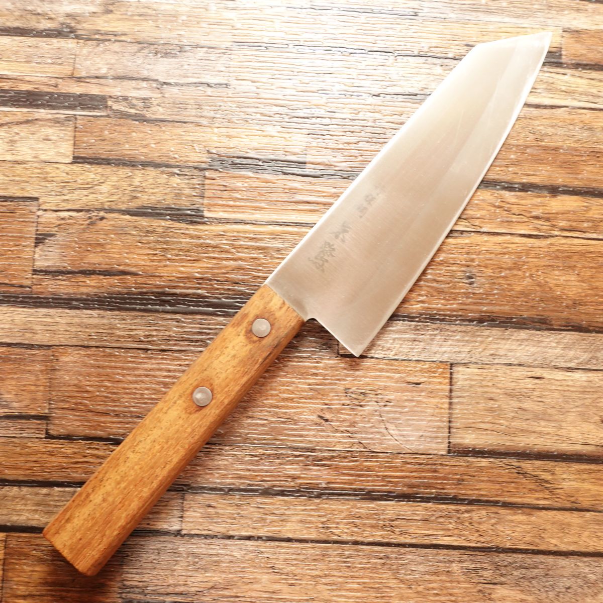 Toki Santoku Knife, Sharpened, All-Purpose Knife, Kiritsuke Style, Bunka Knife, Thin and Lightweight Stainless Steel