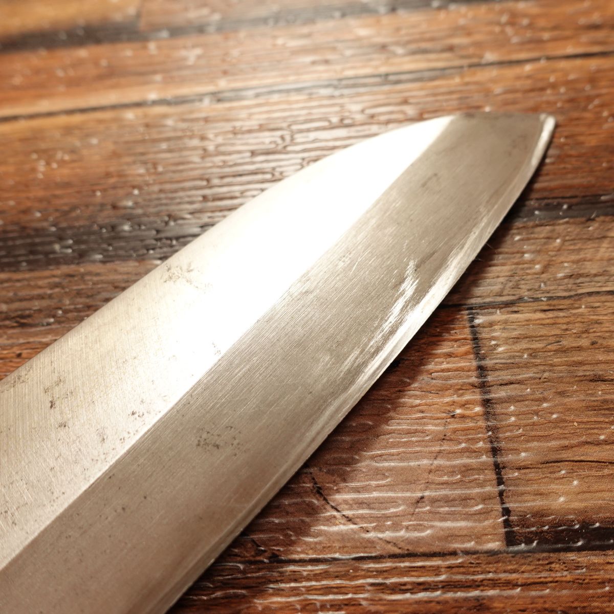 Sakai Takeaki Wa-Santoku Knife, Sharpened, All-Purpose Knife, Single-Bevel, Ai-Deba, 3mm Thick