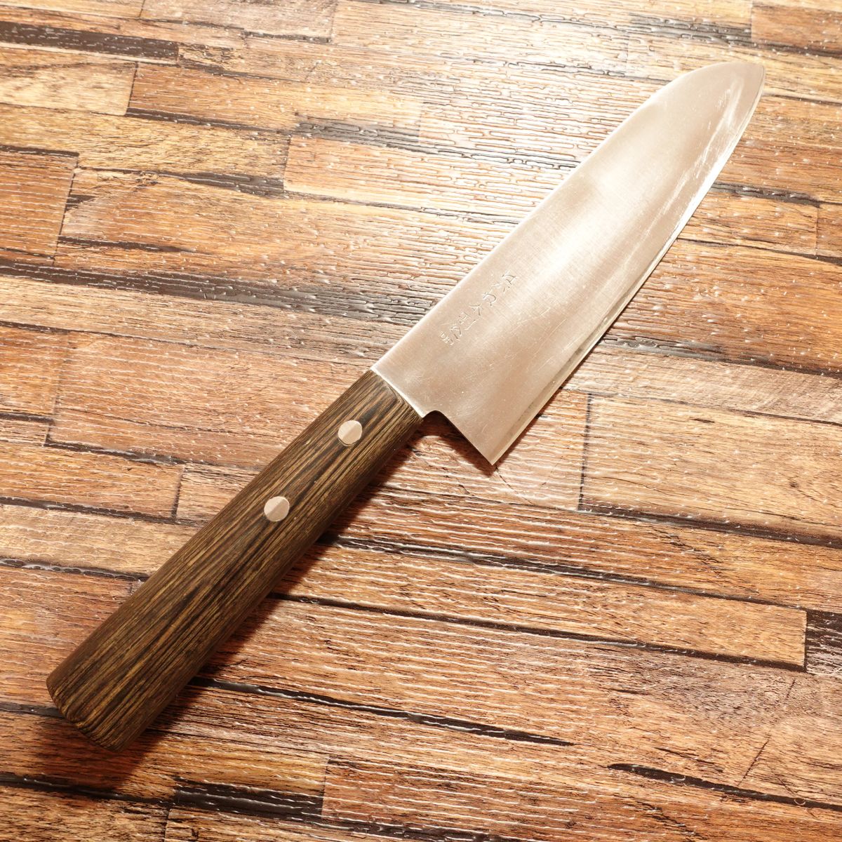 Tachikaze Santoku Knife, Sharpened, All-Purpose Knife, High-Carbon Clad Steel