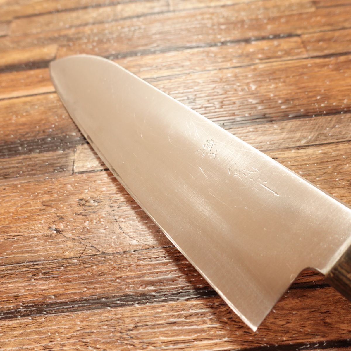 Tachikaze Santoku Knife, Sharpened, All-Purpose Knife, High-Carbon Clad Steel