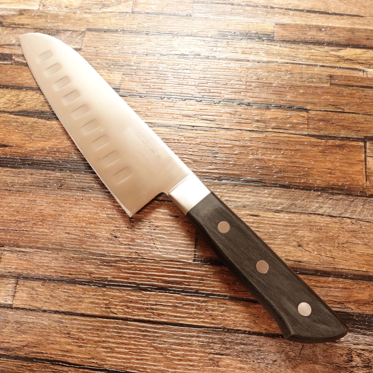 Seki Magoroku Santoku Knife, Sharpened, All-Purpose Knife, SE Edge ST 3000, Dimpled Blade