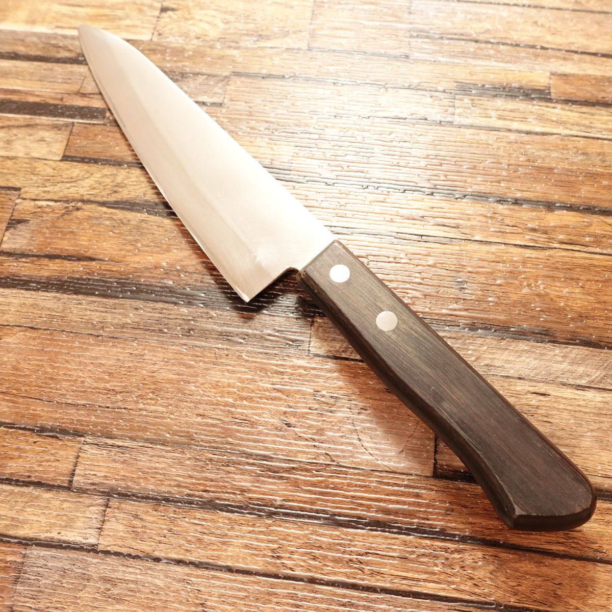 Sakai Tadanobu Santoku Knife, Sharpened, All-Purpose Knife, Hon-Warikomi, 3-layered, Double Bevel