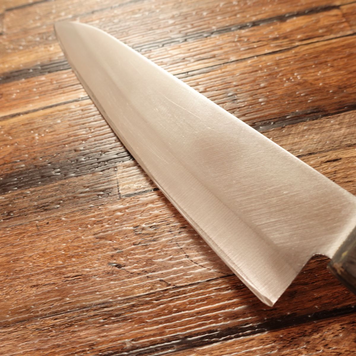 Sakai Tadanobu Santoku Knife, Sharpened, All-Purpose Knife, Hon-Warikomi, 3-layered, Double Bevel